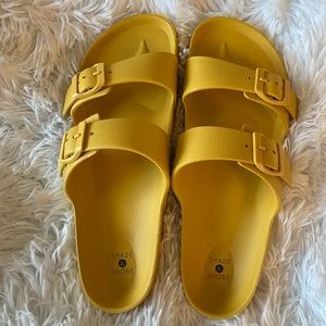 Target - Shade & Shore - Women’s Neida EVA Two Band Footbed Slide Sandals